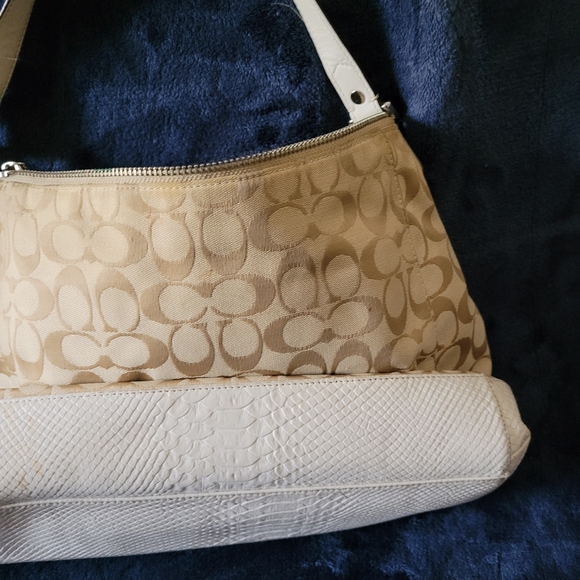 Coach Purse - Picture 1 of 3